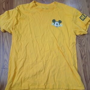 Disney Yellow Short Sleeve Tee with‎ Chest Graphic